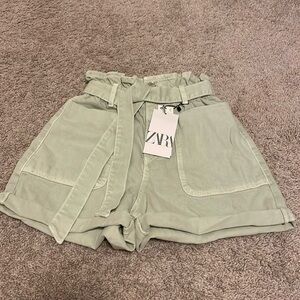 Zara Women's Green Shorts